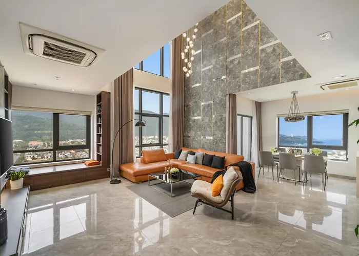 Penthouse Duplex 4 Bedrooms Ocean View, Rooftop Pool